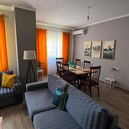 Rent Room Vlora Exterior photo