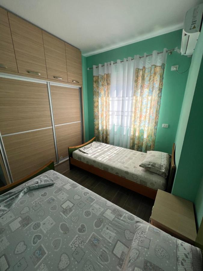 Rent Room Vlora Exterior photo