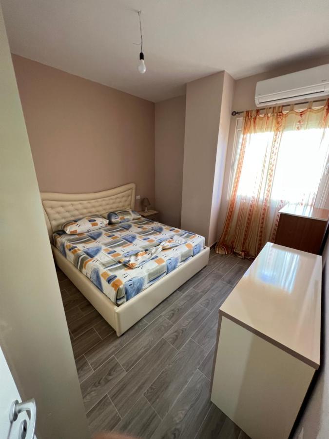 Rent Room Vlora Exterior photo